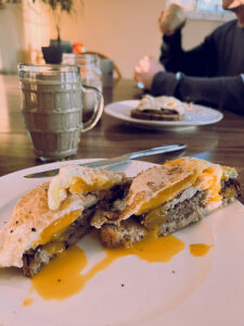 egg-sandwich-breakfast